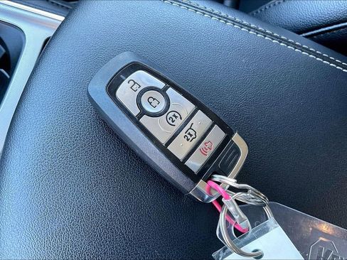 Used 2024 Ford Edge Titanium w/ Equipment Group 301A image 11