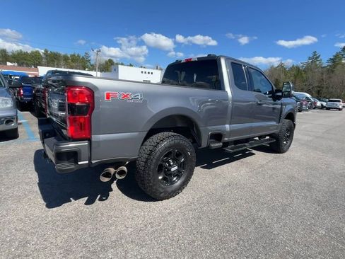 Certified 2023 Ford F350 XLT w/ XLT Premium Package AWD/4WD image 19