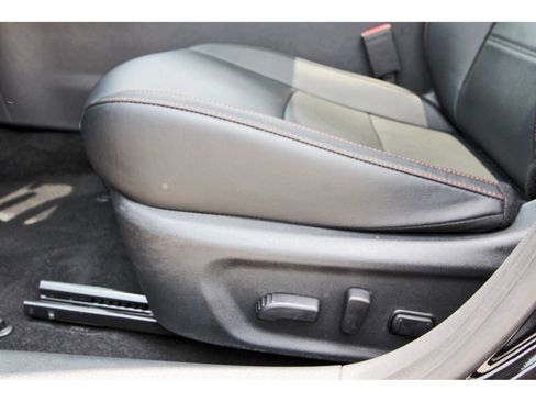 Certified 2025 Nissan Sentra SR w/ SR Premium Package FWD image 30