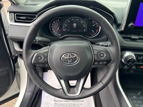 Used 2024 Toyota RAV4 XLE w/ Convenience Package AWD/4WD image 21