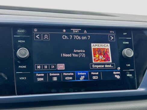 Used 2023 Volkswagen Taos SE image 11