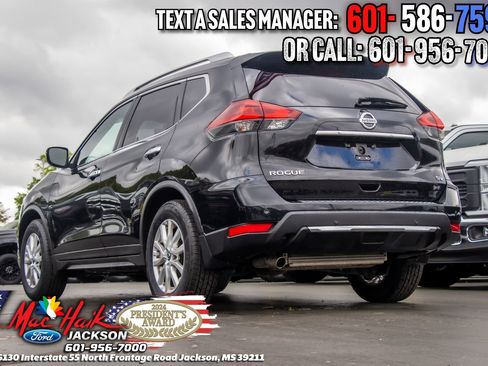 Used 2020 Nissan Rogue SV FWD image 4