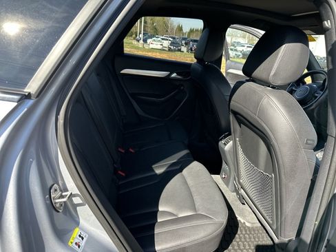 Used 2018 Audi Q3 2.0T Premium Plus w/ Premium Plus Package AWD/4WD image 29
