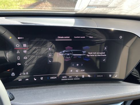 Used 2025 Audi Q5 Premium Plus AWD/4WD image 32