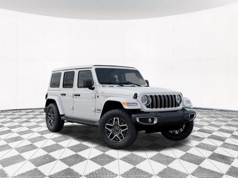 New 2026 Jeep Wrangler Unlimited Sahara AWD/4WD image 7