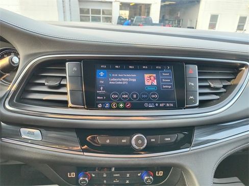 Used 2023 Buick Enclave Essence w/ Experience Buick Package image 23