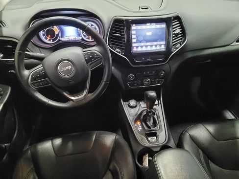 Used 2019 Jeep Cherokee Limited image 22