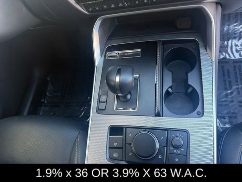 Used 2026 MAZDA CX-90 3.3 Turbo w/ Preferred Package AWD/4WD image 20