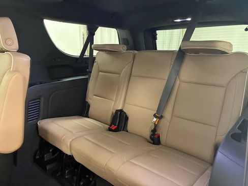Certified 2024 Chevrolet Suburban Premier AWD/4WD image 18