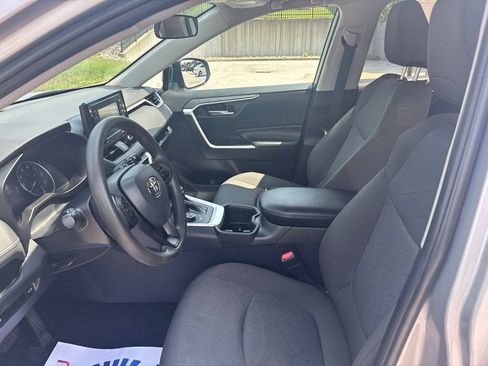 Used 2022 Toyota RAV4 XLE w/ Convenience Package AWD/4WD image 23