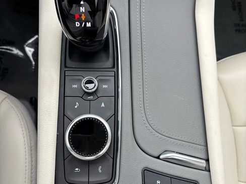Used 2024 Cadillac XT5 Premium Luxury AWD/4WD image 32