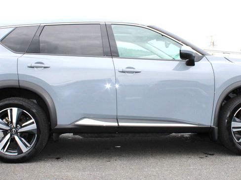 Used 2023 Nissan Rogue SL AWD/4WD image 7