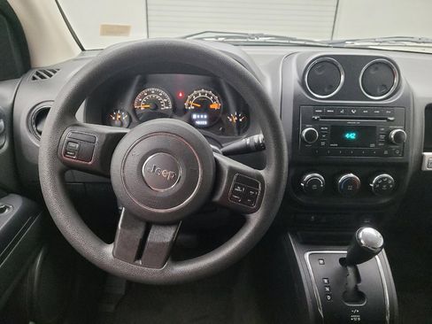 Used 2015 Jeep Compass Sport w/ Power Value Group AWD/4WD image 22