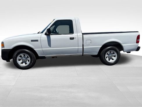 Used 2011 Ford Ranger XL RWD image 2
