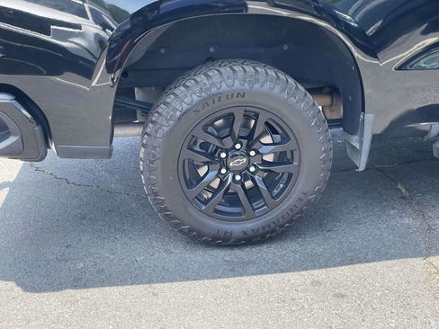 Used 2021 Chevrolet Silverado 1500 RST AWD/4WD image 9