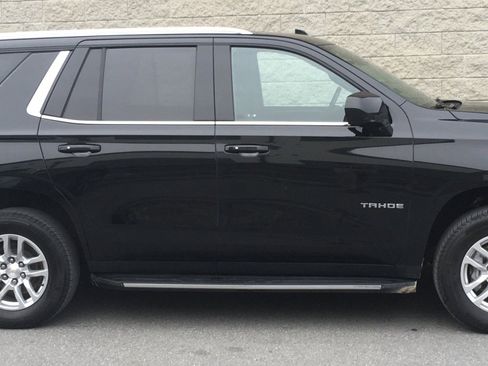 Used 2023 Chevrolet Tahoe LS image 2