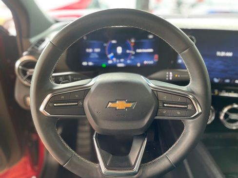 Used 2024 Chevrolet Blazer EV LT AWD/4WD image 27