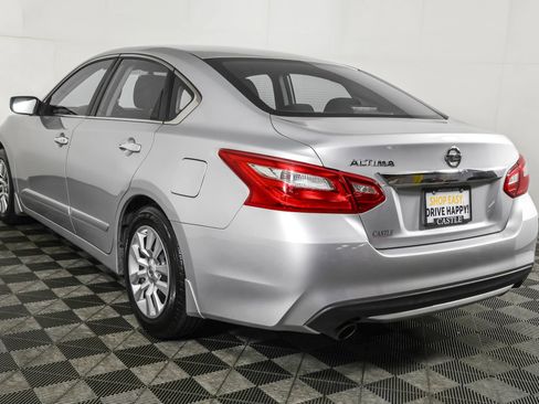 Used 2017 Nissan Altima 2.5 S w/ Power Driver Seat Package FWD image 17
