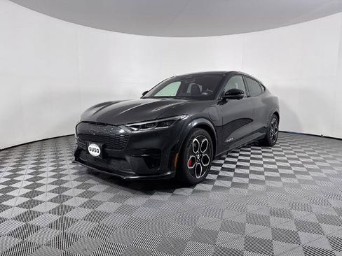 Certified 2022 Ford Mustang Mach-E GT image 19