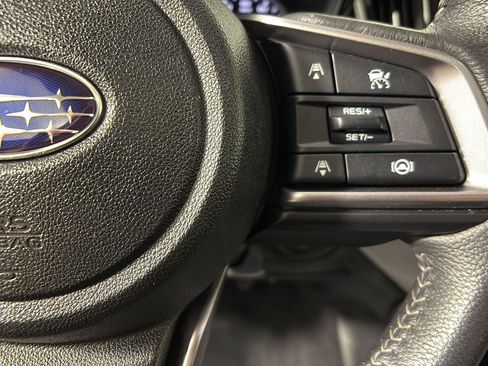 Used 2025 Subaru Outback Premium AWD/4WD image 26