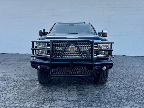 Used 2016 Chevrolet Silverado 3500 High Country w/ Duramax Plus Package image 8