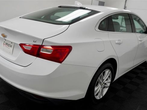 Used 2018 Chevrolet Malibu LT image 7