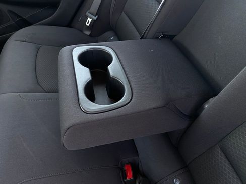 Used 2022 Chevrolet Malibu LT image 25