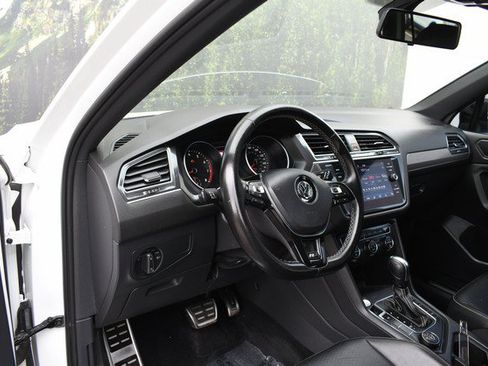 Used 2021 Volkswagen Tiguan SE R-Line AWD/4WD image 14