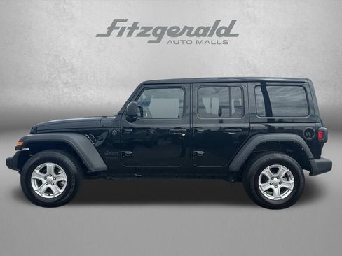 Used 2022 Jeep Wrangler Unlimited Sport w/ Sun And Sound Package AWD/4WD image 8