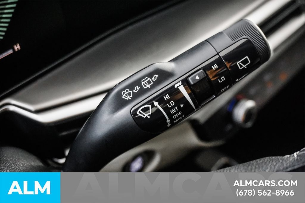Used 2025 Kia Sorento S w/ Panoramic Sunroof Package FWD image 26