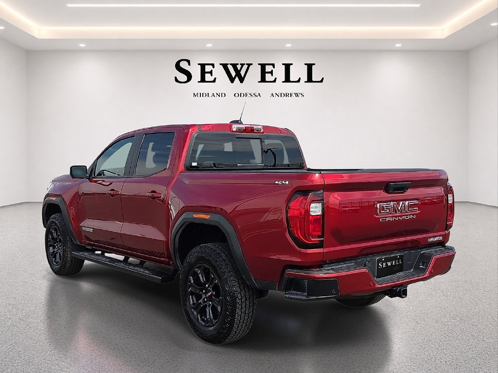 Used 2024 GMC Canyon Elevation w/ Elevation Premium Package AWD/4WD image 3