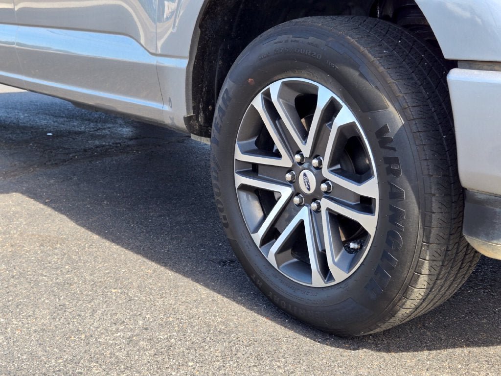 Used 2022 Ford F150 XL w/ STX Appearance Package RWD image 19