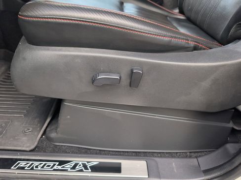 Used 2023 Nissan Frontier PRO-4X w/ Pro-4X Premium Package image 13