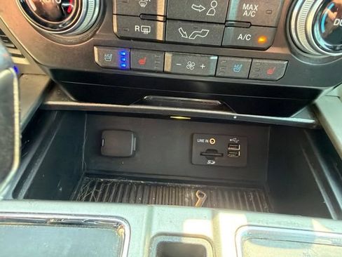 Used 2015 Ford F150 Lariat w/ Equipment Group 501A Mid AWD/4WD image 45