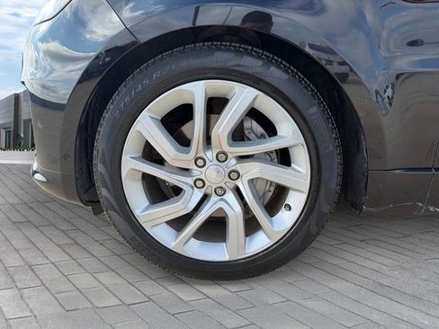 Used 2019 Land Rover Range Rover Sport HSE AWD/4WD image 9