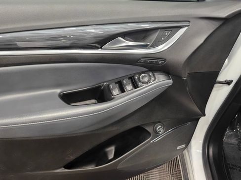 Used 2024 Buick Enclave Premium image 64