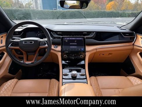 Used 2022 Jeep Grand Cherokee Summit image 17