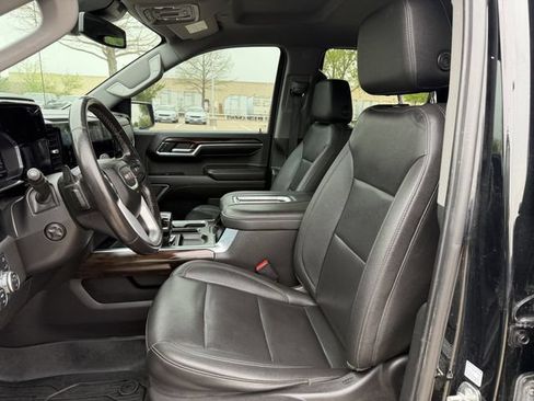 Used 2022 GMC Sierra 1500 SLT AWD/4WD image 25