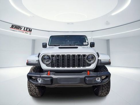 New 2026 Jeep Gladiator Mojave AWD/4WD image 8