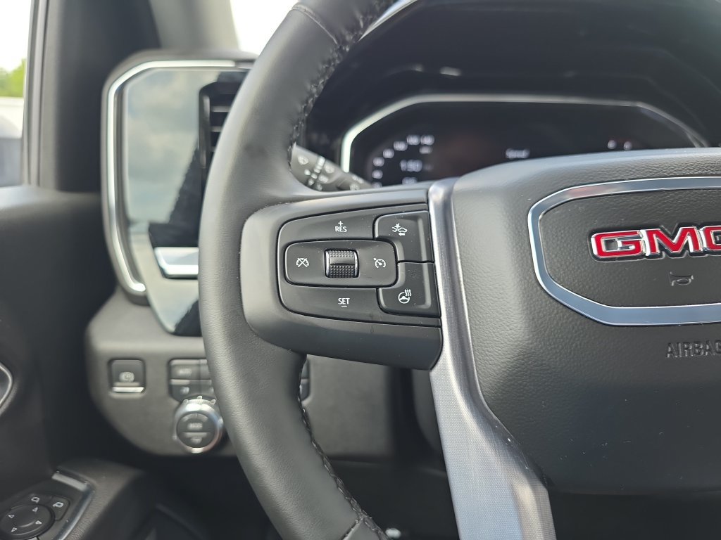 Used 2025 GMC Sierra 2500 SLT w/ SLT Premium Package AWD/4WD image 21