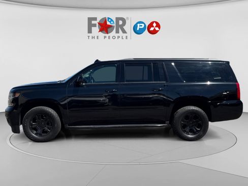 Used 2019 Chevrolet Suburban Premier w/ RST 6.2L Performance Edition AWD/4WD image 2