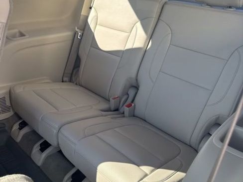 Used 2020 GMC Acadia Denali w/ Denali Ultimate Package image 25