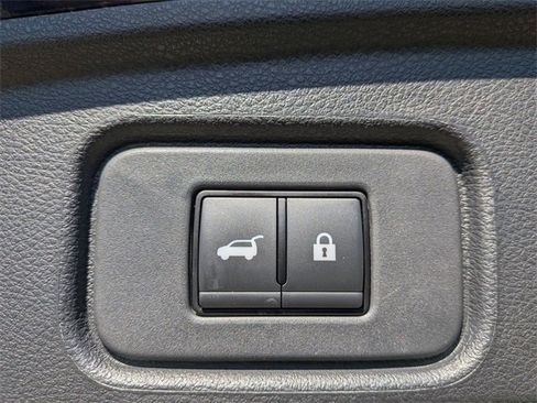 Certified 2023 Nissan Pathfinder Platinum w/ Cargo Package image 31