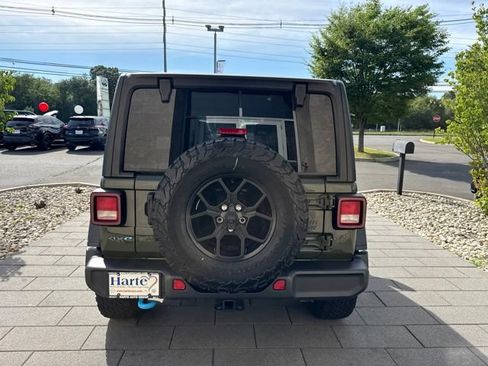 Used 2024 Jeep Wrangler Unlimited AWD/4WD image 5