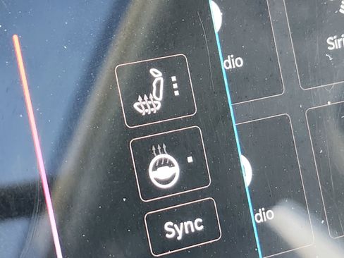 Used 2023 Jeep Grand Cherokee 4WD 4xe image 9