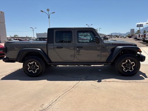 Used 2020 Jeep Gladiator Rubicon w/ Uconnect 4C Nav & Sound Group image 4