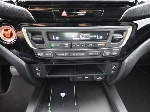 New 2026 Honda Ridgeline Black Edition image 4