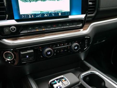 New 2026 Chevrolet Silverado 1500 RST w/ Redline Edition AWD/4WD image 31