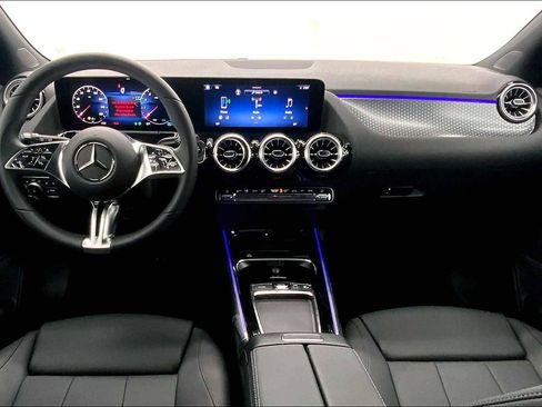 New 2026 Mercedes-Benz GLA 250 GLA 250 image 18