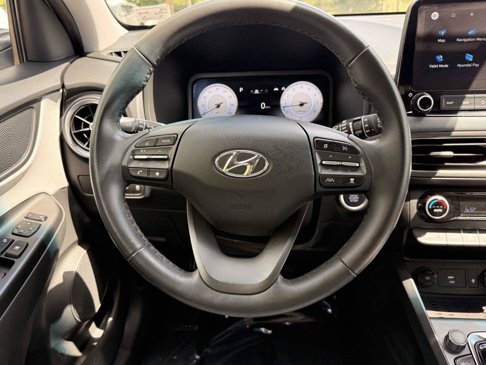 Used 2023 Hyundai Kona Limited AWD/4WD image 23